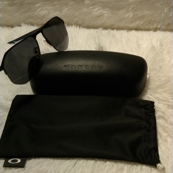 Oakley-Tenon - Picture 3 of 5